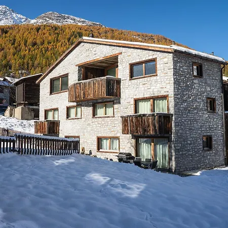 Haus Eratic Apartman *