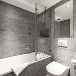 Apartment Haus Eratic